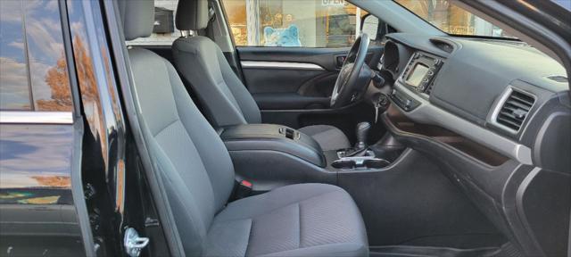 used 2018 Toyota Highlander car, priced at $14,490