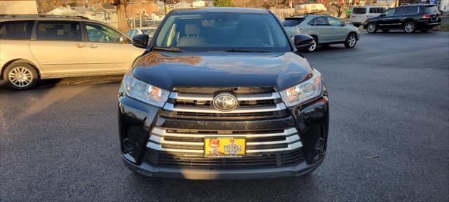 used 2018 Toyota Highlander car, priced at $14,490