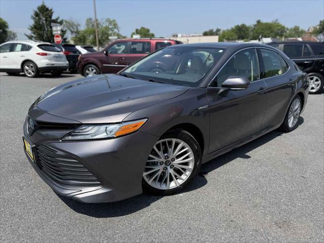 used 2018 Toyota Camry Hybrid car, priced at $17,990