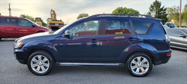 used 2011 Mitsubishi Outlander car, priced at $7,490