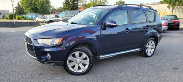 used 2011 Mitsubishi Outlander car, priced at $7,490