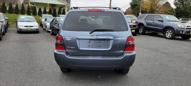 used 2006 Toyota Highlander car, priced at $11,990