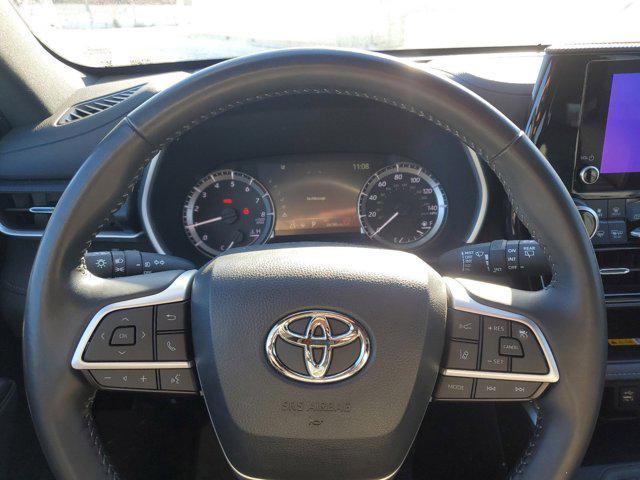 used 2024 Toyota Highlander car, priced at $43,800