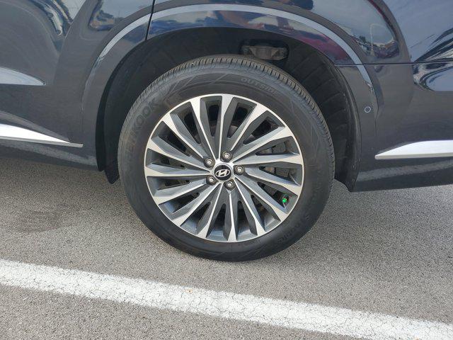 used 2024 Hyundai Palisade car, priced at $39,987