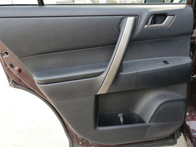 used 2012 Toyota Highlander car, priced at $9,184