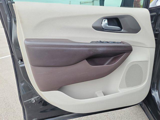 used 2018 Chrysler Pacifica car, priced at $10,705