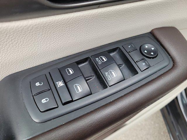 used 2018 Chrysler Pacifica car, priced at $10,705