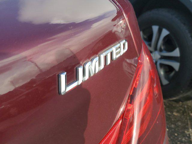 used 2010 Toyota Avalon car, priced at $5,591