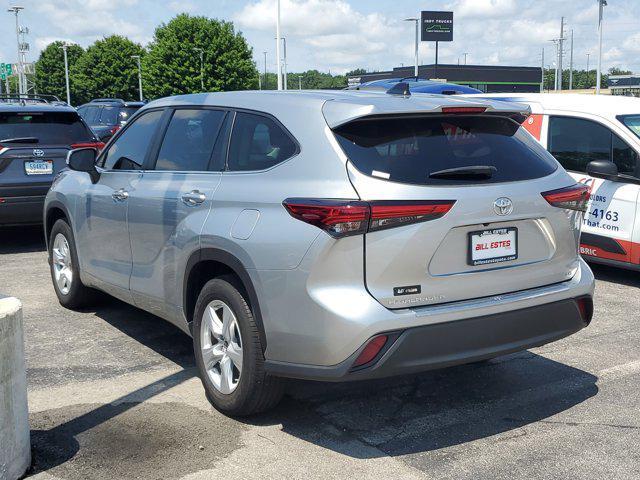used 2023 Toyota Highlander car, priced at $34,821