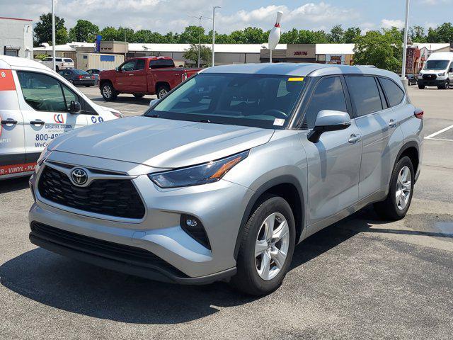 used 2023 Toyota Highlander car, priced at $34,821