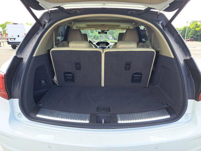 used 2020 Acura MDX car, priced at $27,595