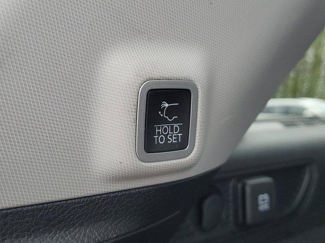 used 2022 Jeep Grand Cherokee car, priced at $31,899