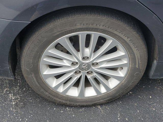 used 2014 Toyota Avalon Hybrid car, priced at $15,300