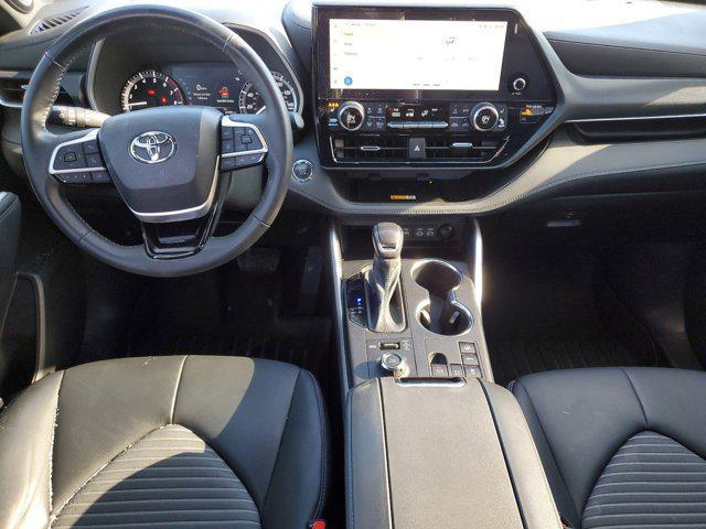 used 2023 Toyota Highlander car, priced at $38,485