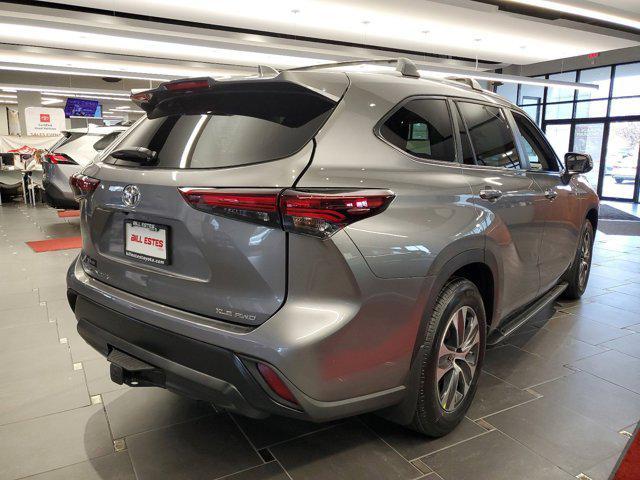 new 2025 Toyota Highlander car, priced at $49,890