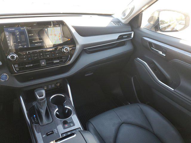 used 2022 Toyota Highlander Hybrid car, priced at $44,152