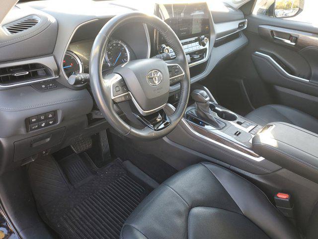 used 2022 Toyota Highlander Hybrid car, priced at $44,152