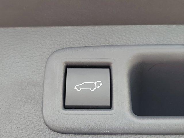 new 2026 Toyota Highlander car, priced at $55,822