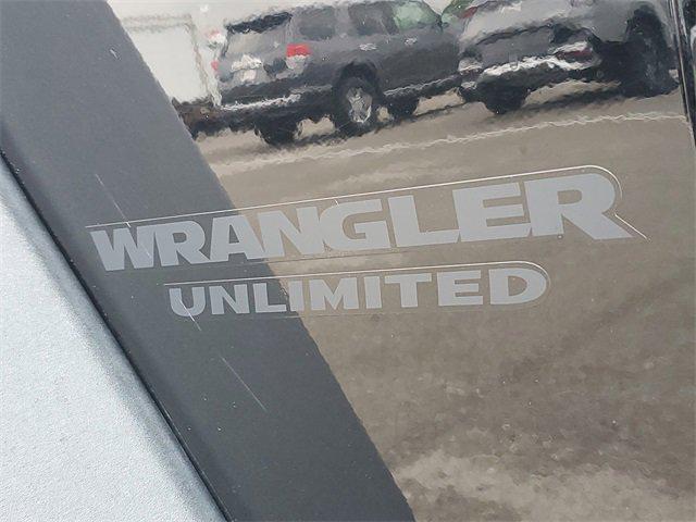 used 2013 Jeep Wrangler Unlimited car, priced at $15,897