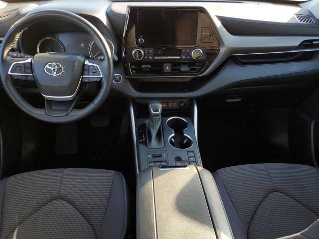 used 2023 Toyota Highlander car, priced at $37,191