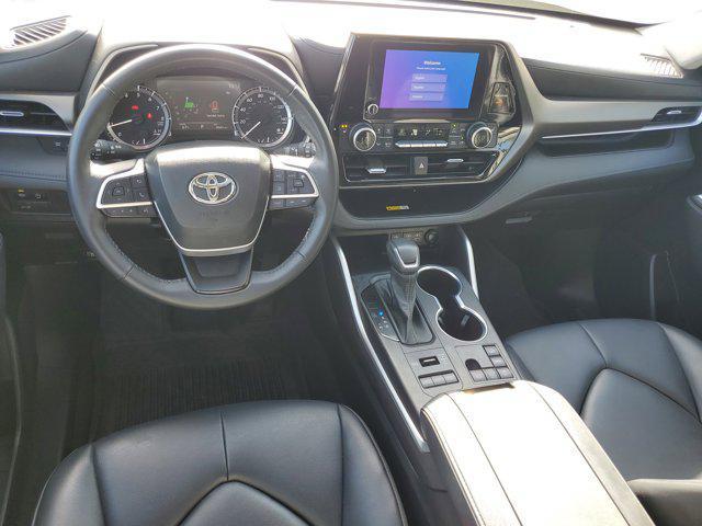 used 2023 Toyota Highlander car, priced at $42,261
