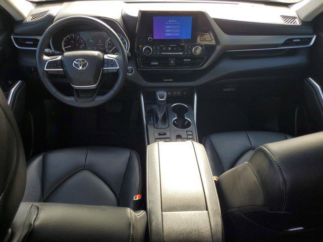 used 2023 Toyota Highlander car, priced at $42,261