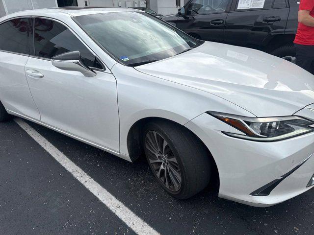used 2019 Lexus ES 350 car, priced at $26,746