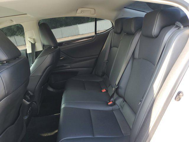 used 2019 Lexus ES 350 car, priced at $24,977