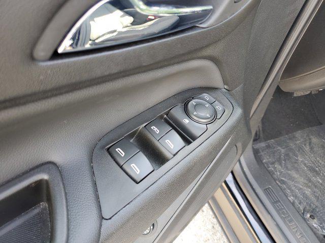used 2022 Chevrolet Equinox car, priced at $22,700