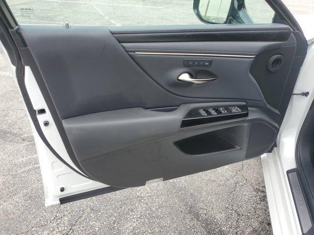 used 2022 Lexus ES 350 car, priced at $38,140