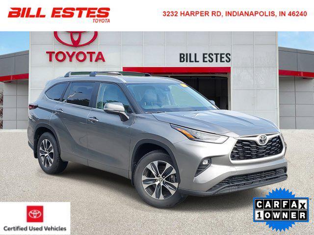 used 2025 Toyota Highlander car, priced at $47,148