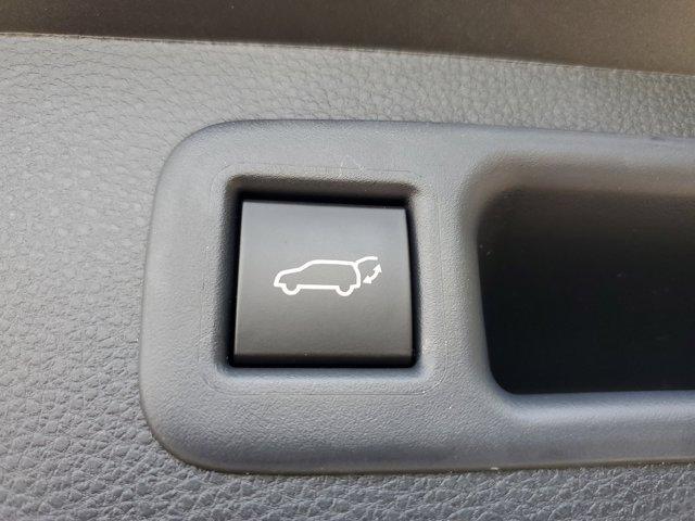 used 2025 Toyota Highlander car, priced at $47,148