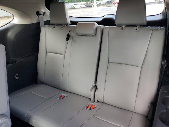 used 2025 Toyota Highlander car, priced at $47,148