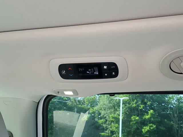 used 2021 Chrysler Pacifica car, priced at $28,371