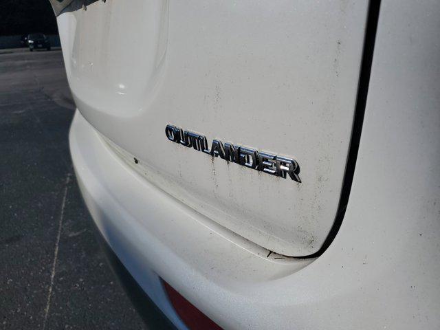 used 2014 Mitsubishi Outlander car, priced at $10,291