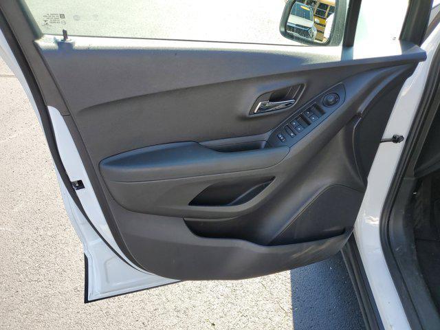 used 2020 Chevrolet Trax car, priced at $15,447