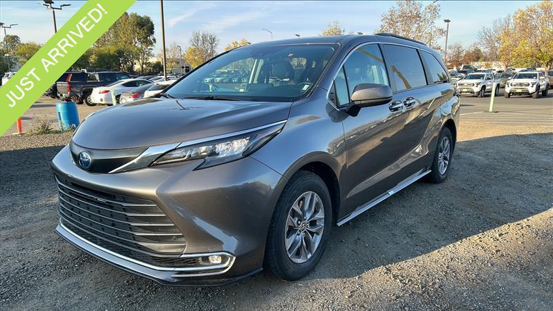 used 2024 Toyota Sienna car, priced at $40,991