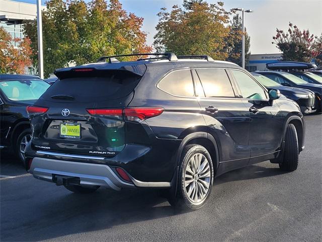 used 2022 Toyota Highlander car, priced at $40,000