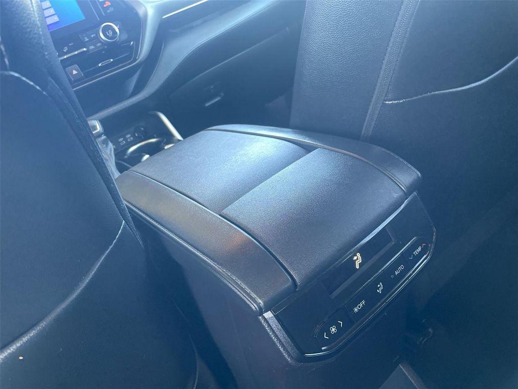 used 2023 Toyota Highlander car, priced at $35,491