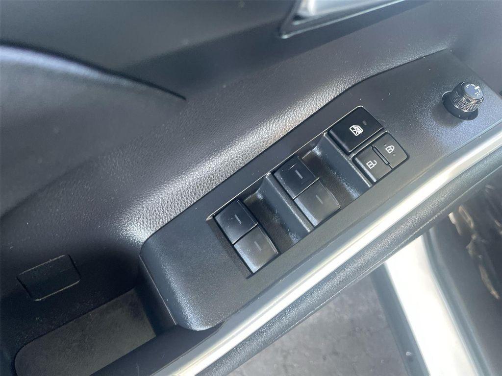 used 2023 Toyota Highlander car, priced at $35,491