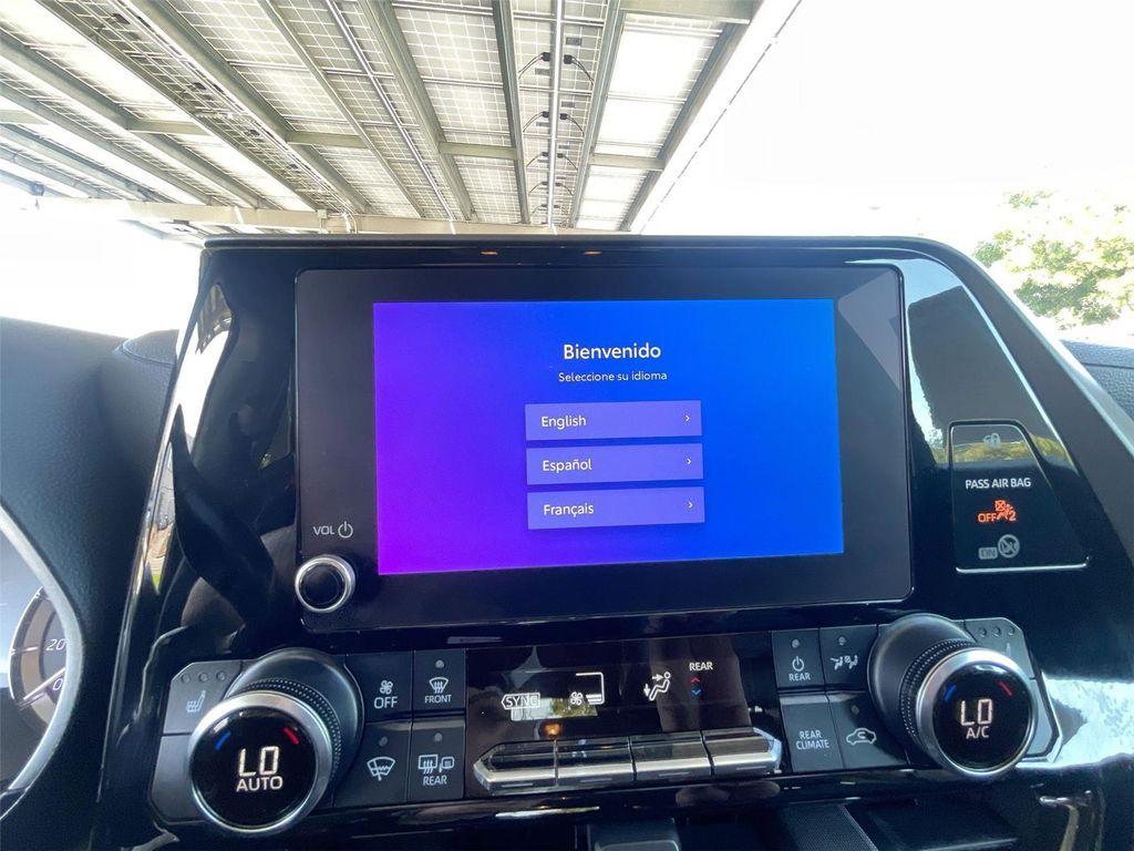 used 2023 Toyota Highlander car, priced at $35,491