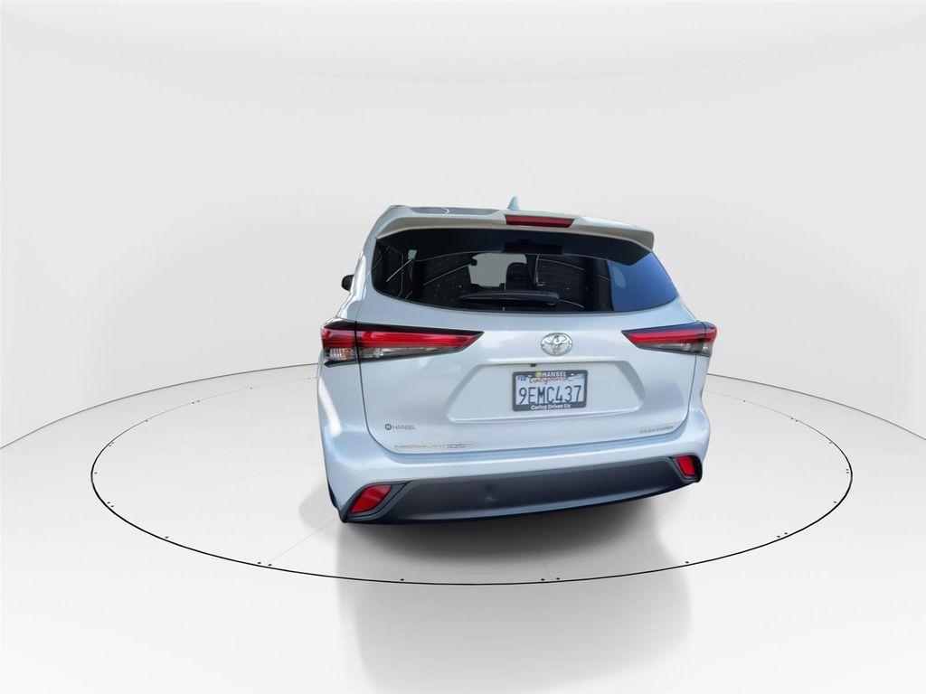 used 2023 Toyota Highlander car, priced at $35,491