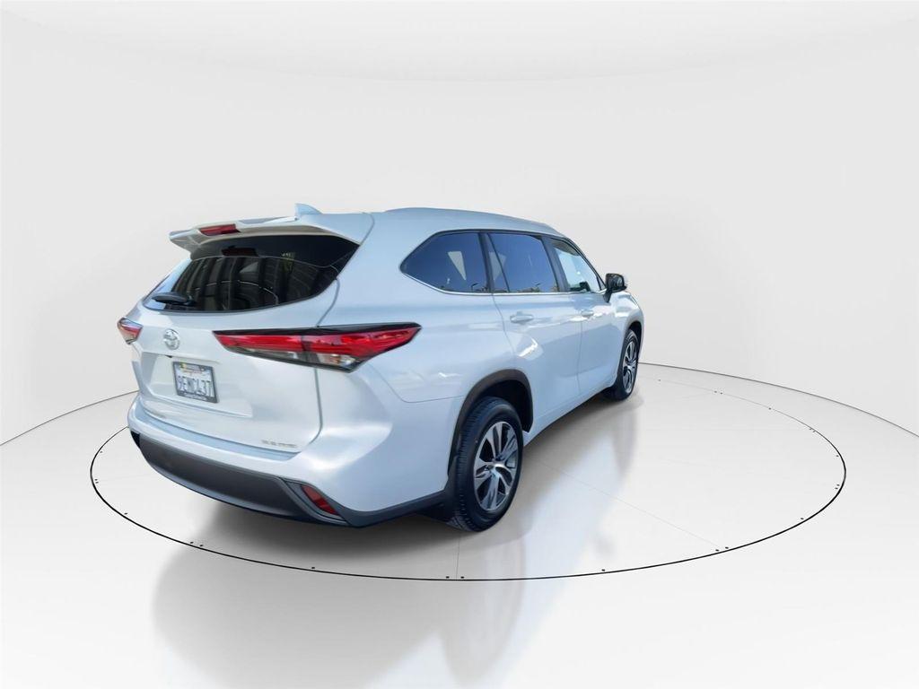 used 2023 Toyota Highlander car, priced at $35,491