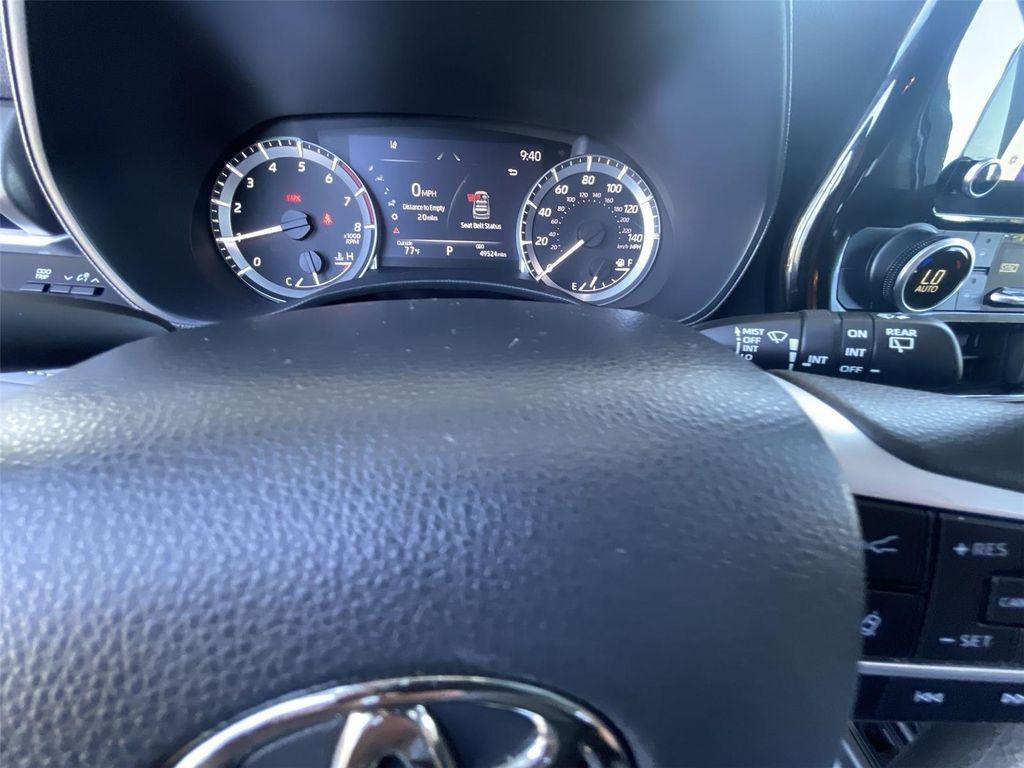 used 2023 Toyota Highlander car, priced at $30,991