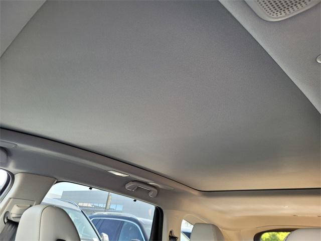 new 2025 Acura MDX car, priced at $60,150