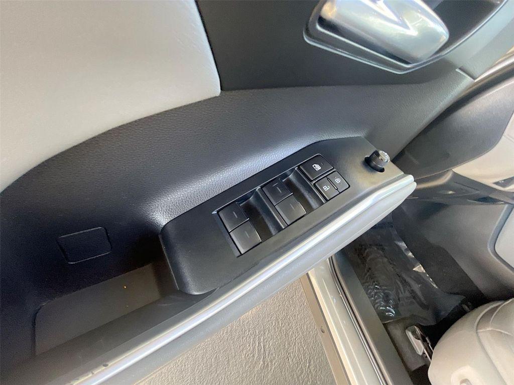 used 2023 Toyota Highlander car, priced at $34,551