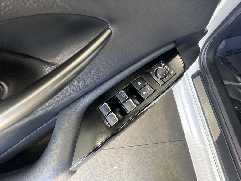 used 2022 Lexus ES 300h car, priced at $27,991