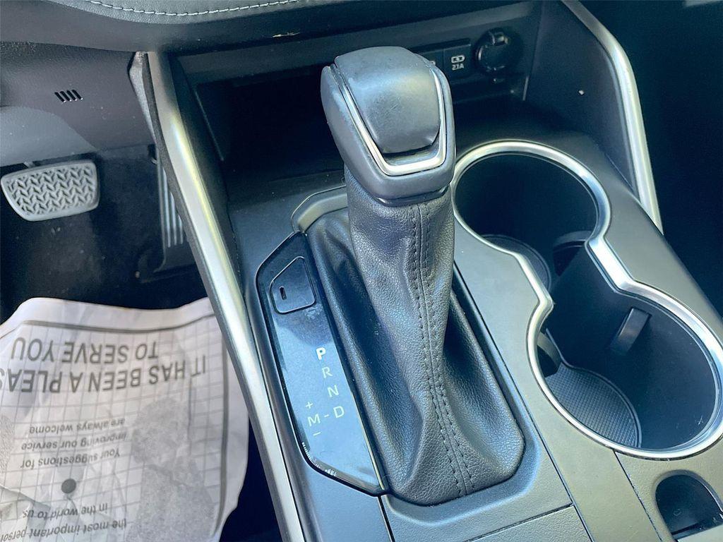 used 2021 Toyota Highlander car, priced at $25,991