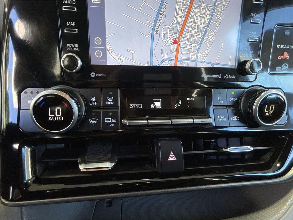 used 2022 Toyota Highlander car, priced at $29,991