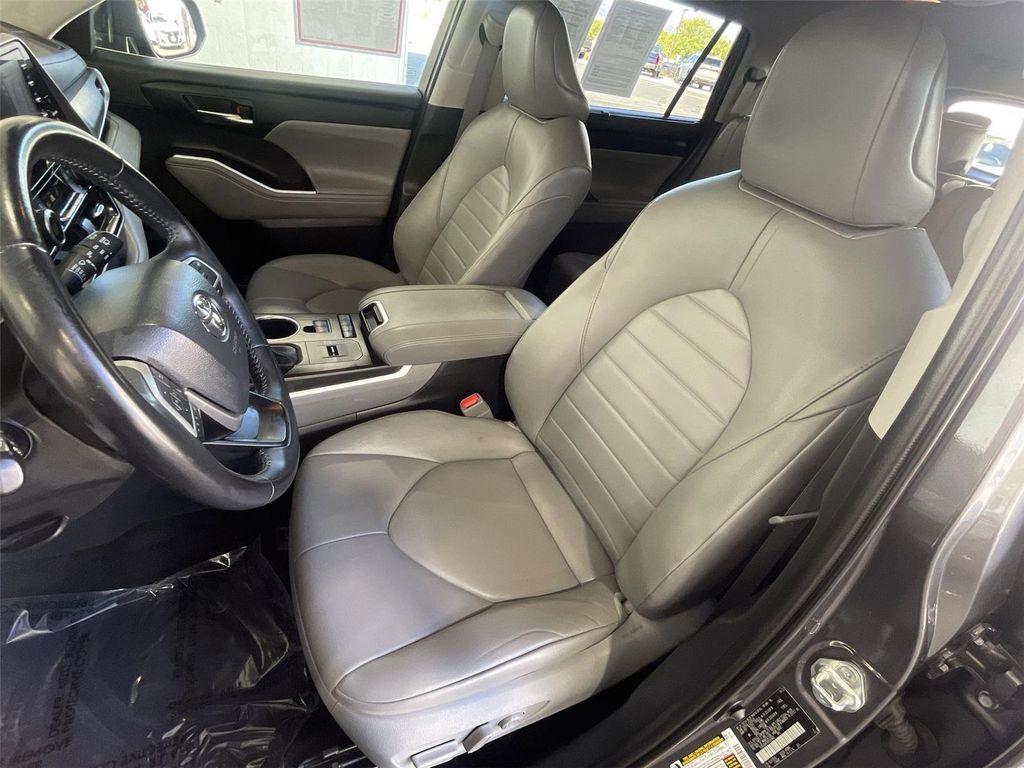 used 2022 Toyota Highlander car, priced at $29,991